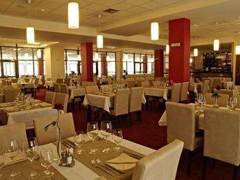 Hotel Conference & 4*